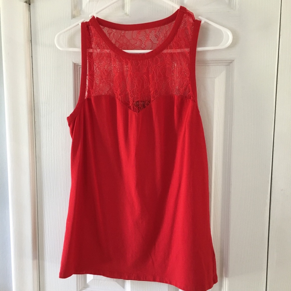 Red Lace Express Sleeveless Top (Size Medium)